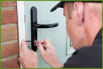 Neighborhood Locksmith Services Stamford, CT 203-893-4241 - 2-local-locksmith
