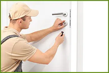 Neighborhood Locksmith Services Stamford, CT 203-893-4241 - 5-lock-repair